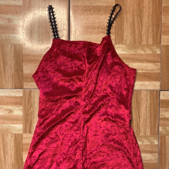 Donated Flamenco Spanish Dancer Costume w/ Shawl - Adult OS LNC - Picture 10 of 15